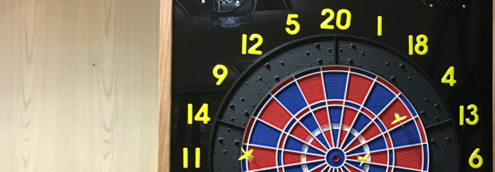 Die akustische Dartscheibe. Rein optisch identisch zu allen anderen.