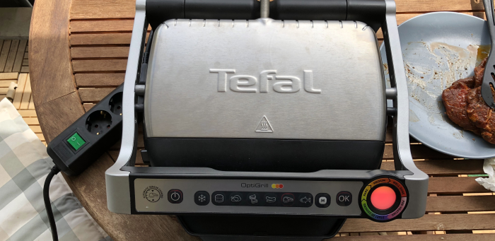 Der Tefal OptiGrill Elektrogrill im ersten Steak-Test auf meinem Balkon